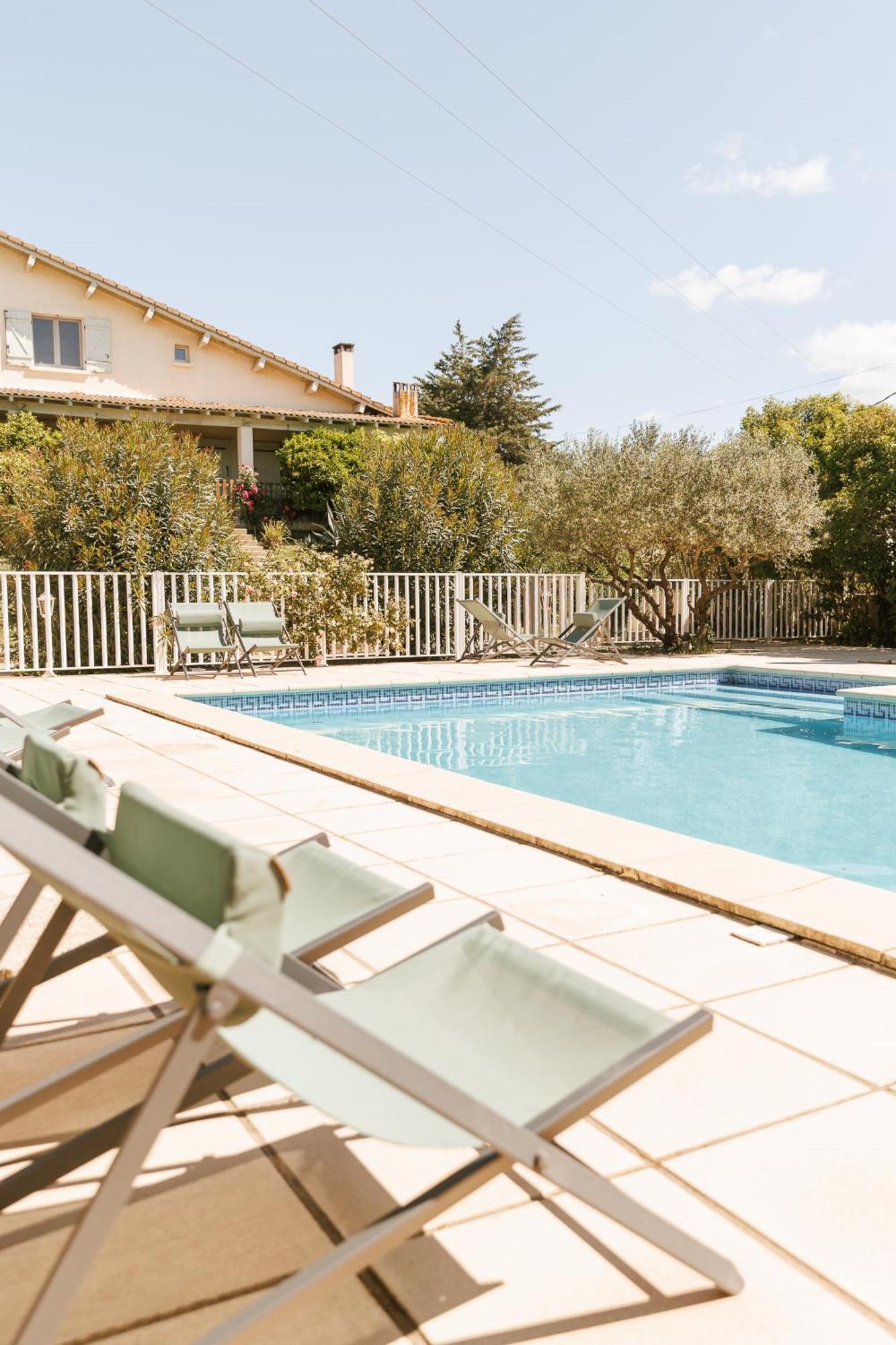 Mas Saint-Ange Bed & Breakfast ลูเนล ภายนอก รูปภาพ